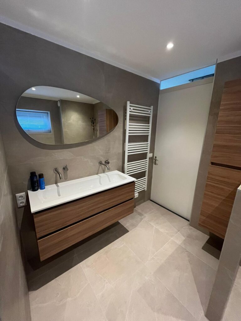 Badkamer montage Dronten West Forint